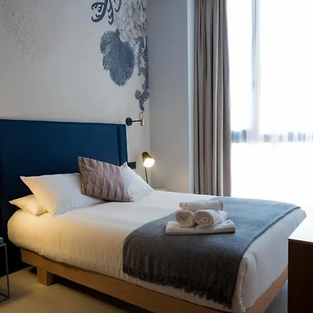 Hotel Welldone Quality - Crystal Pool 2*