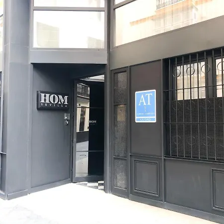 Hom Apartment *