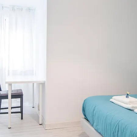 Apartment Riverside In Triana Seville