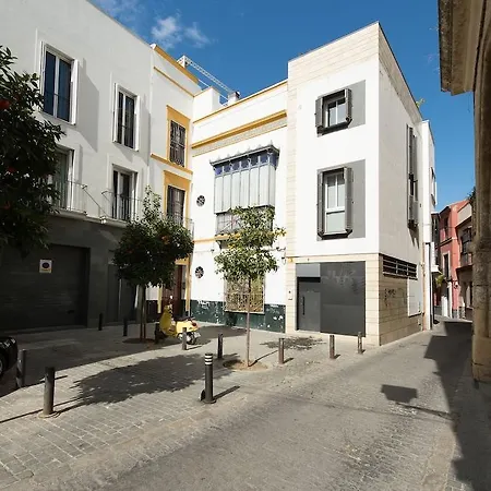 Divina Enfermera Apartment *