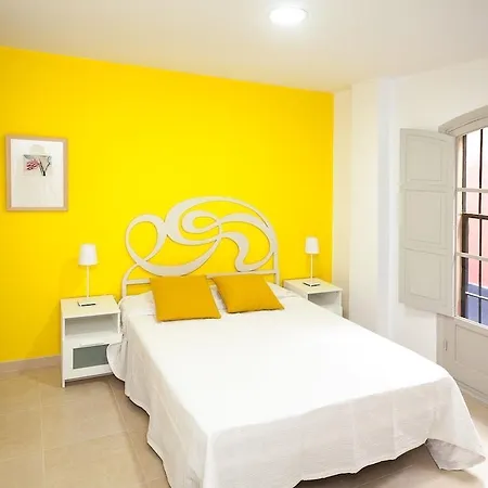 Hotel Reservaloen Plaza Del Salvador
