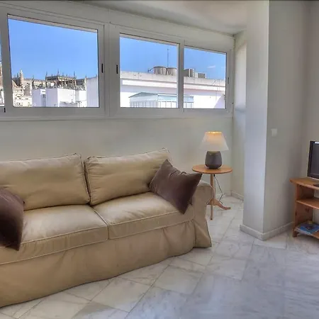 Apartamento Reservaloen Mariano De Cavia *