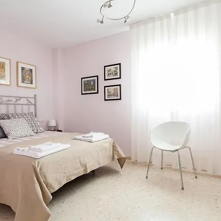 Hotel Apartamento Jardin De Santa Paula Seville