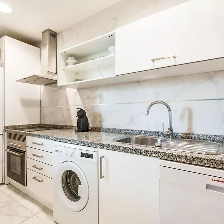 Comfy In Near Town Centre 度假居