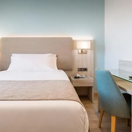 Occidental Viapol 4* Sevilla