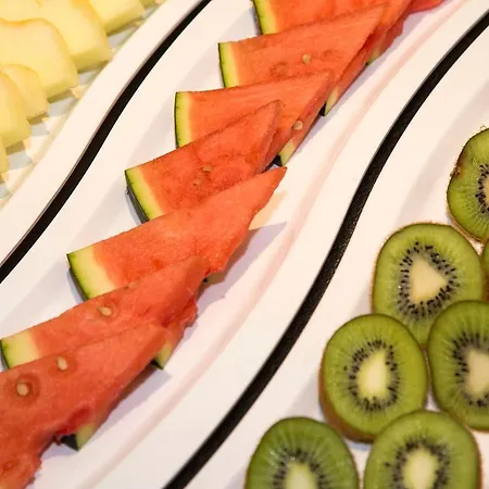 أمريكا فندق 4*