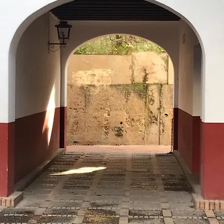 לינה וארוחת בוקר Flamenco