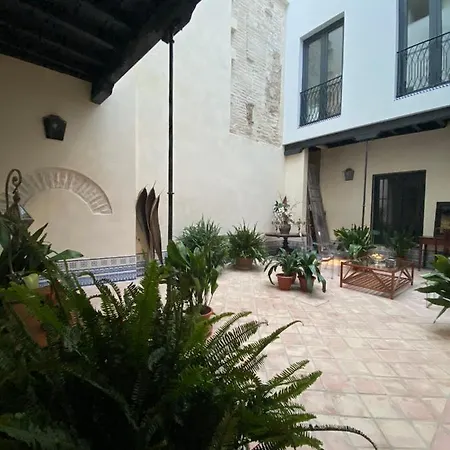 Casa Casco Historico Homestay Seville