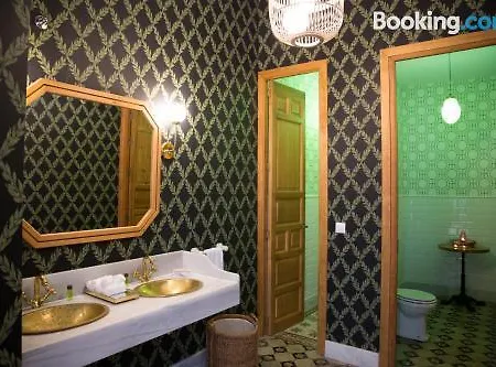 Guest house Nuea Santiago15 *