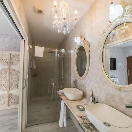 Hotel El Rey Moro Boutique