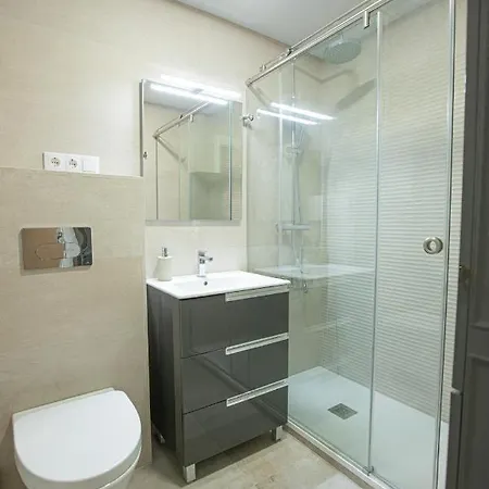 Piso Triana, Apartment