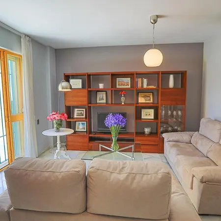 Apartment Piso Triana, *