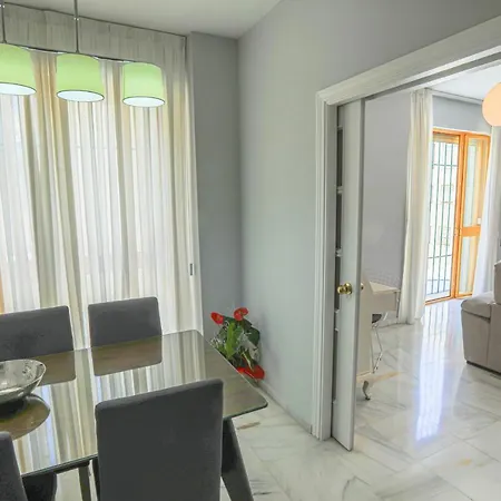 Apartment Piso Triana, *
