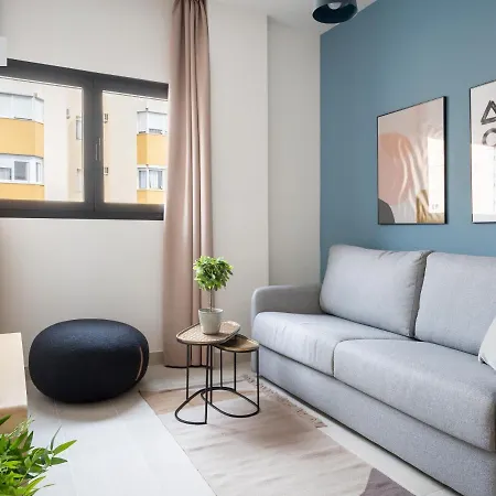 Aparthotel Limehome Calle Torcuato Luca De Tena - Digital Access 3*