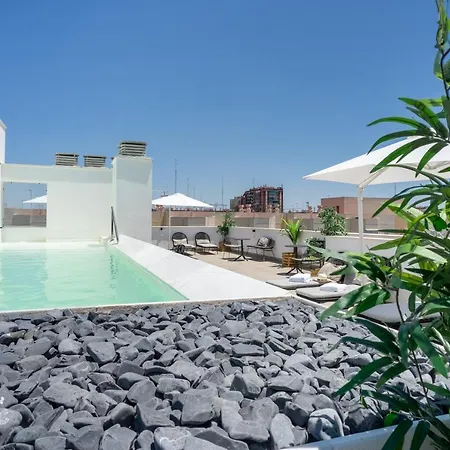 Aparthotel Limehome Calle Torcuato Luca De Tena - Digital Access Seville