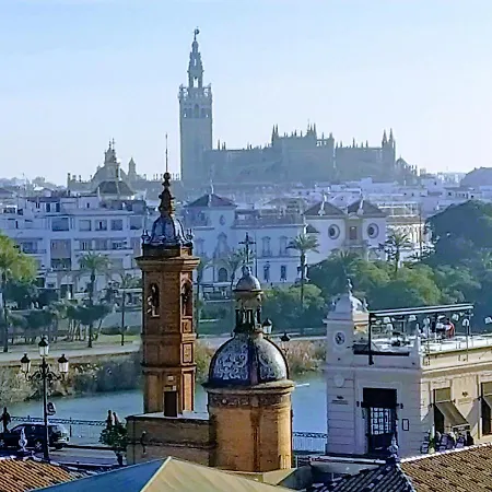 Casa Mora Triana Apartment