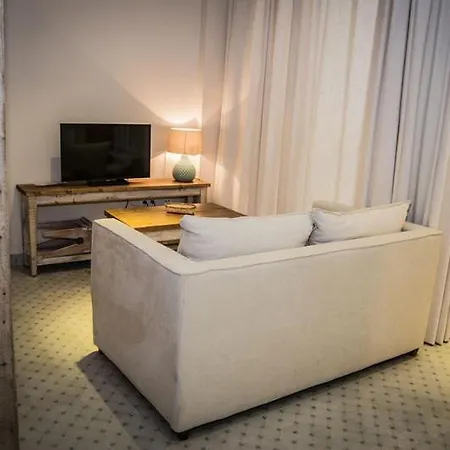 Pureza Triana 88 Seville