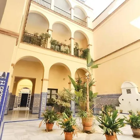Apartment Homeyseville-duplex Con Terraza Santa Cruz 5 Pax, Parking Optional Seville