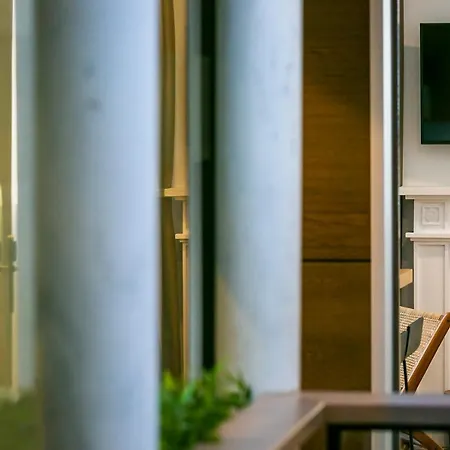 Aquitania Aparthotel 3*