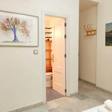 Homeyseville-duplex Con Terraza Santa Cruz 5 Pax, Parking Optional Seville