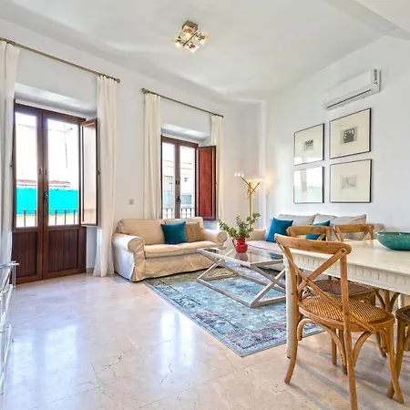 Genteel Arfe Terrace * Sevilla