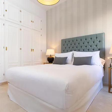 Genteel Arfe Terrace