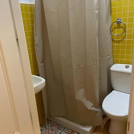 Homestay Hostel-Toni Trajano 37 Sevilla