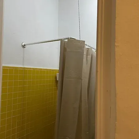 Hostel-Toni Trajano 37 Sevilla *