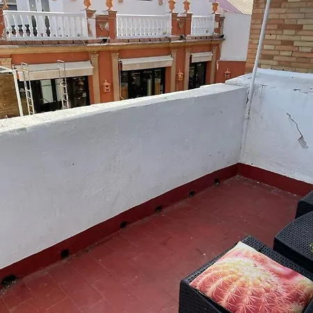 Homestay Hostel-Toni Trajano 37 Sevilla