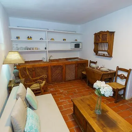 Earl's Farmyard Apartment Seville