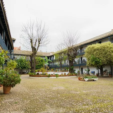 Apartment Earl's Farmyard Seville