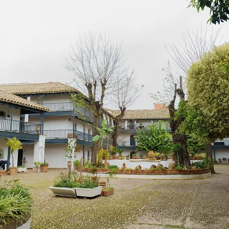Earl's Farmyard * Seville