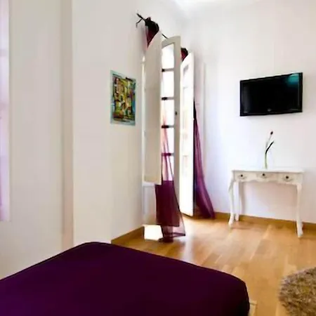 Hotell Un Patio En Santa Cruz Sevilla