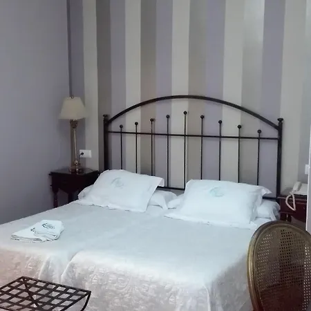 بيت ضيافة Le Petit Paris إشبيلية