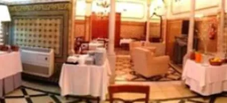 Hotel Simon *