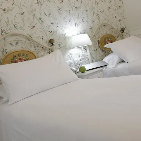 Hotel Basic Puerta De *