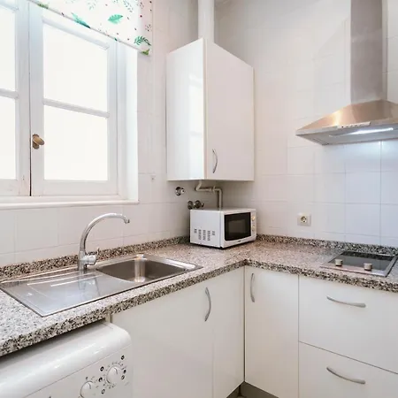 Bright And Cozy-1bd 1bth & 2bd 1bth- La Giralda Appartement