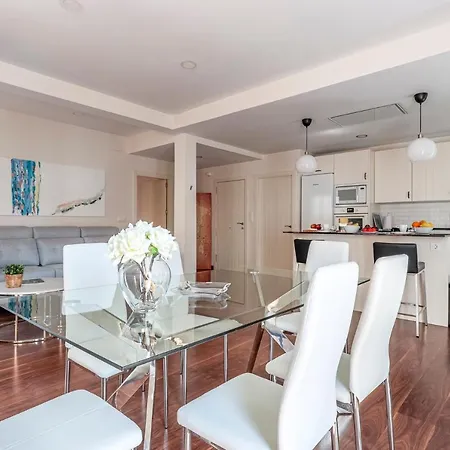 Apartment San Vicente -oasis De Paz En El Corazon De 3 Hab - 2 Banos Wifi Ac Seville