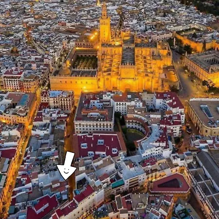 A 60 Metros De La Catedral * Seville