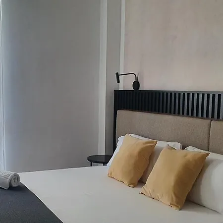 Hotel Isa *