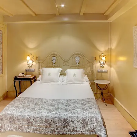 Sacristia De Santa Ana 3* Seville