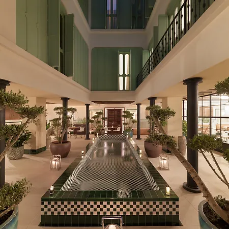 Hotel H10 Casa De La Plata Sevilla