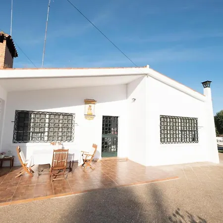 Agradable Con Piscina Vakantiehuis