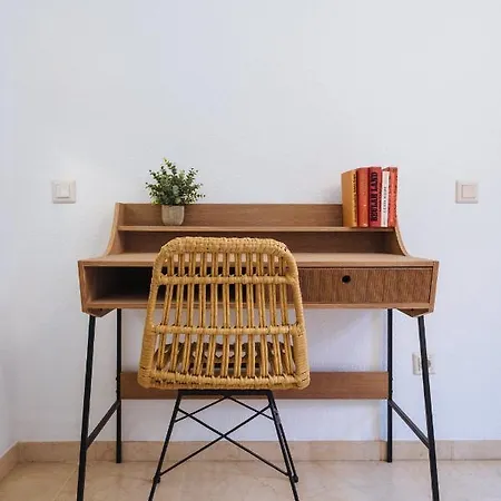 Lirio - Private Parking Included Apartment Seville