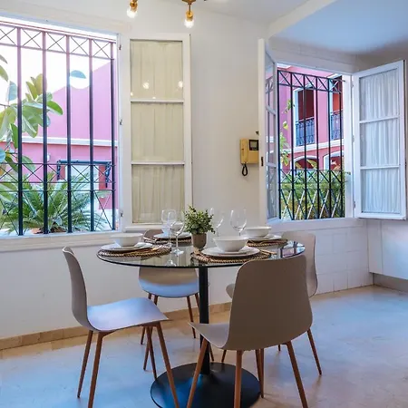 Lirio - Private Parking Included * Seville