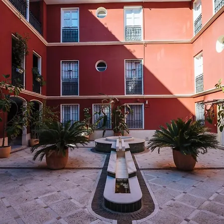 Lirio - Private Parking Included *
