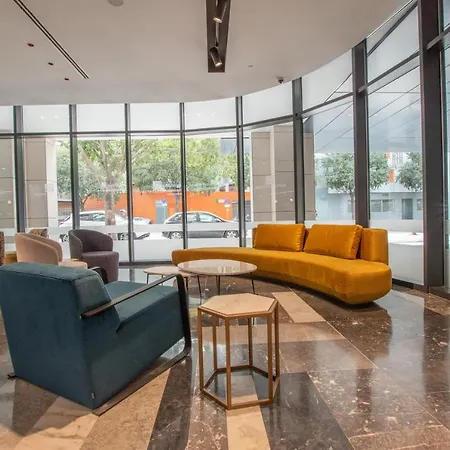 Giralda Center Otel 4*