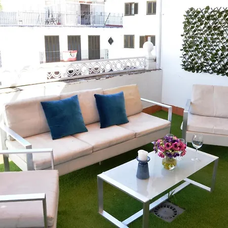 Apartment Homeyseville-penthouse Cathedral Tomas De Ibarra St 6 Pax, Parking Optional Seville