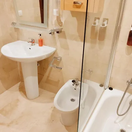 Apartment Homeyseville-penthouse Cathedral Tomas De Ibarra St 6 Pax, Parking Optional *