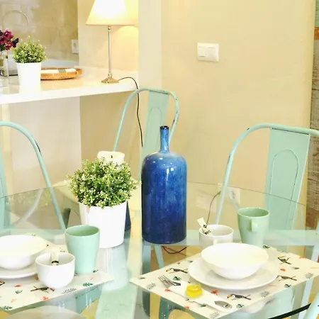 Apartment Homeyseville-penthouse Cathedral Tomas De Ibarra St 6 Pax, Parking Optional *
